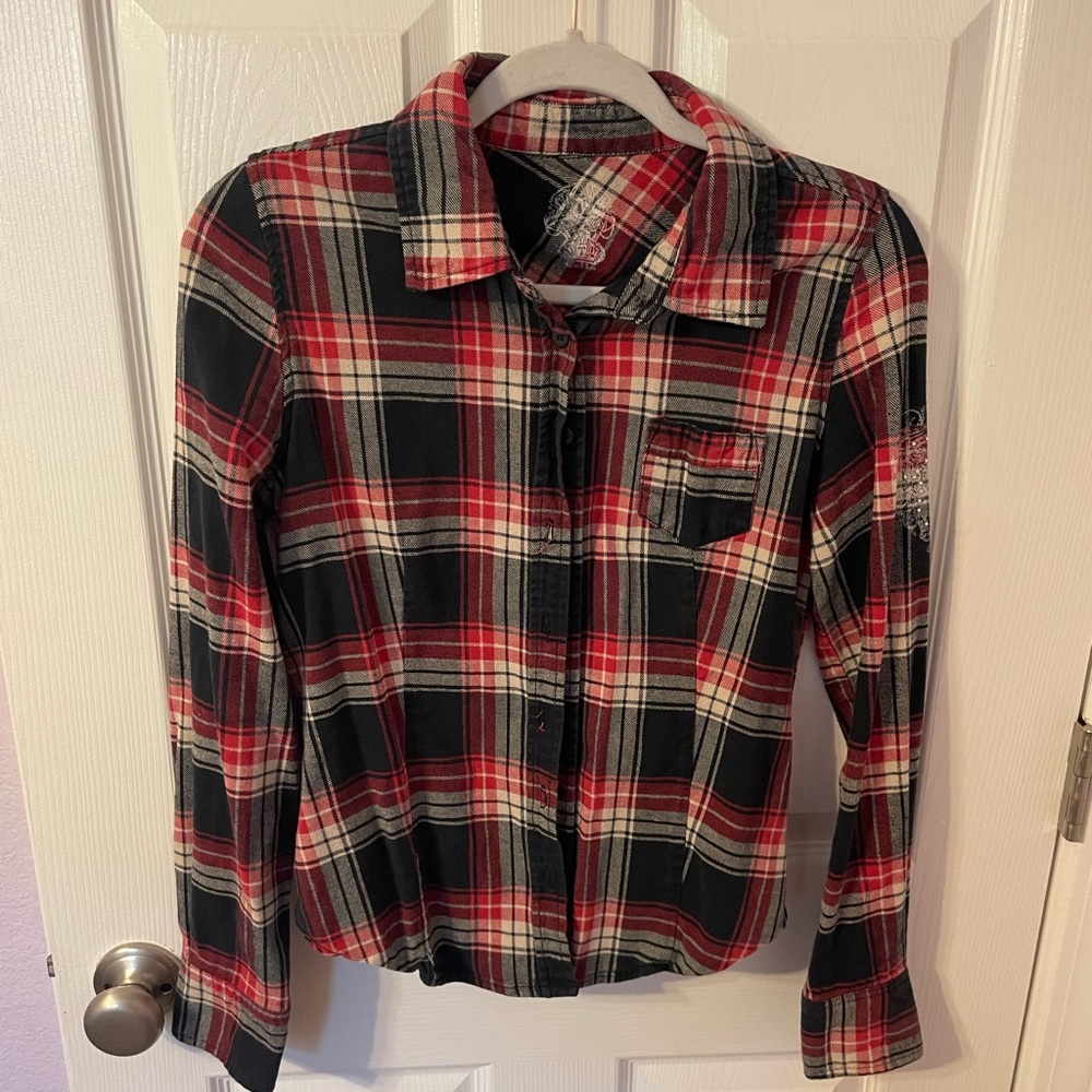 Medium Red and Black Plaid Long Sleeve